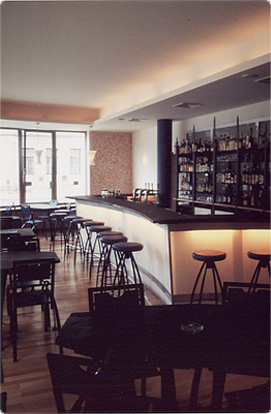 Caf&eacute; Reale, Dresden 1997, form-al