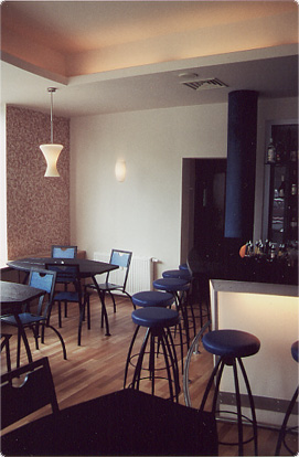 Caf&eacute; Reale, Dresden 1997, form-al