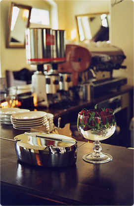 Caf&eacute; Srau&szlig;, Dresden, form-al