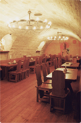 Wenzel, Prager Bierstuben, konzept Dresden, Zwickau, Magdeburg 1997, form-al